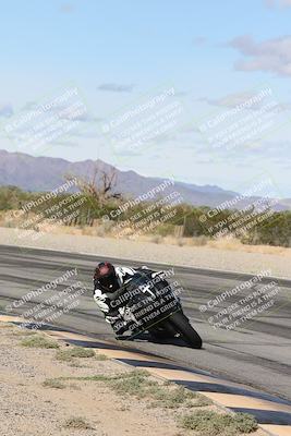 media/Nov-16-2025-Race Pace (Sun) [[8c5fa54630]]/Verified Riders/4-Turn 3 Inside (1050am)/